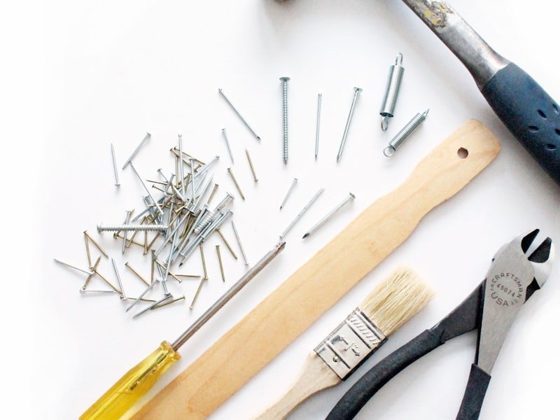 Garage Tools & Hardware