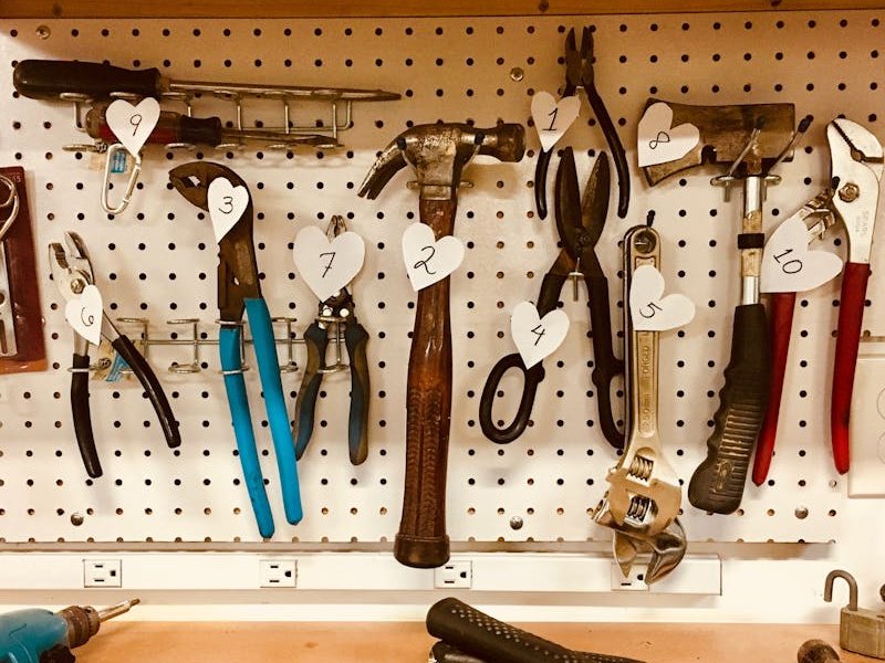 Small Tools & Hardware